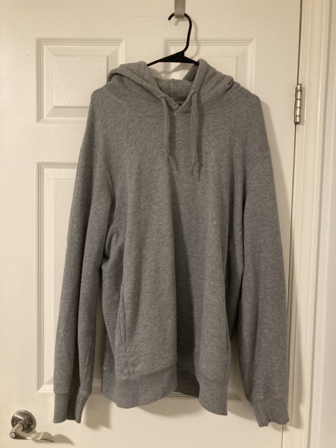 UNIQLO Grey Hoodie Size Large