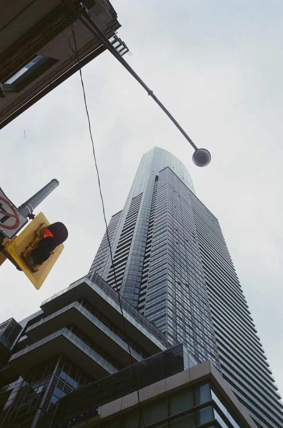 Konica FC-1 35mm Film Camera image indicator(4)