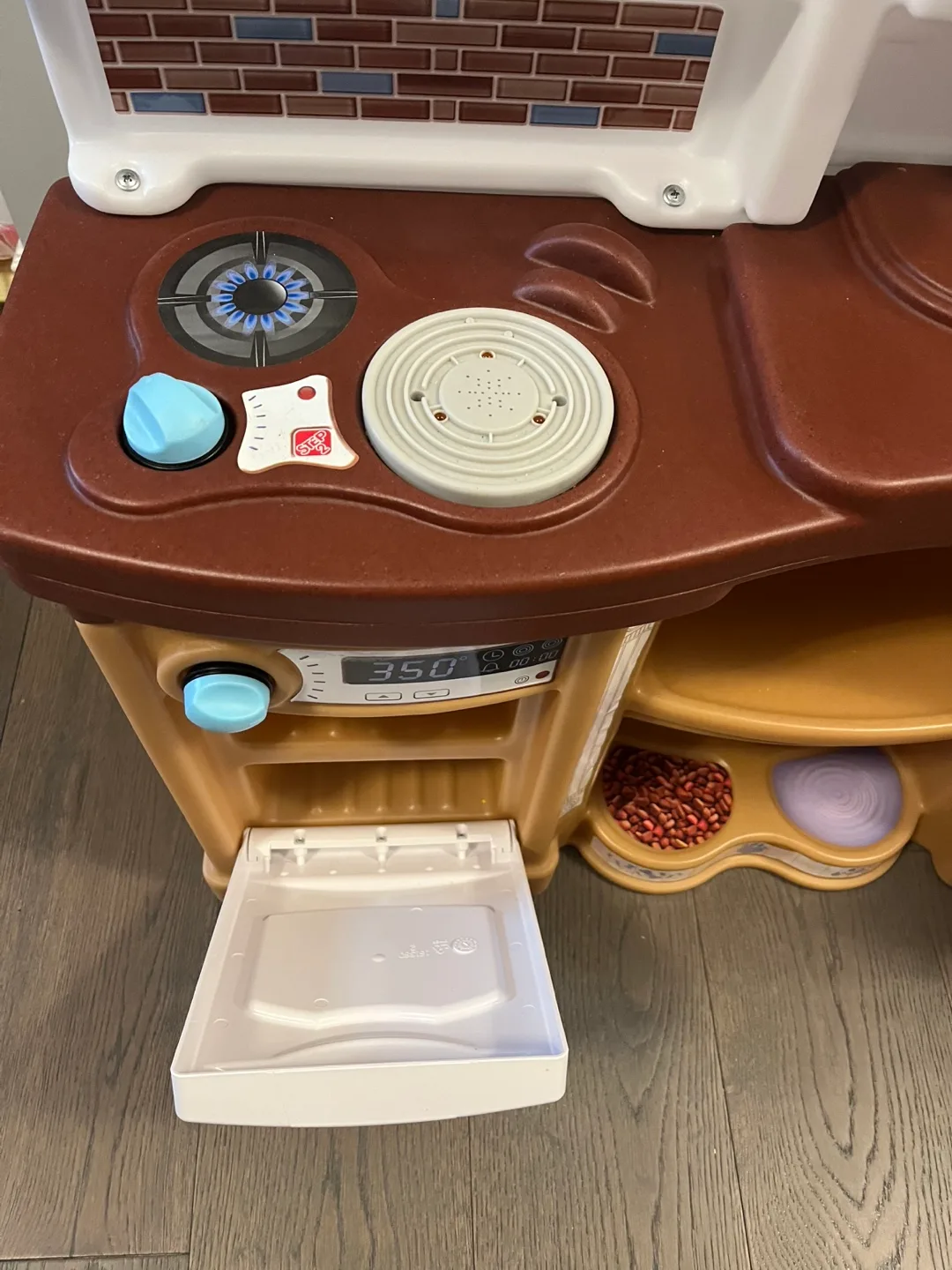 Step 2 kids play kitchen retail $289 plus tax image indicator(3)