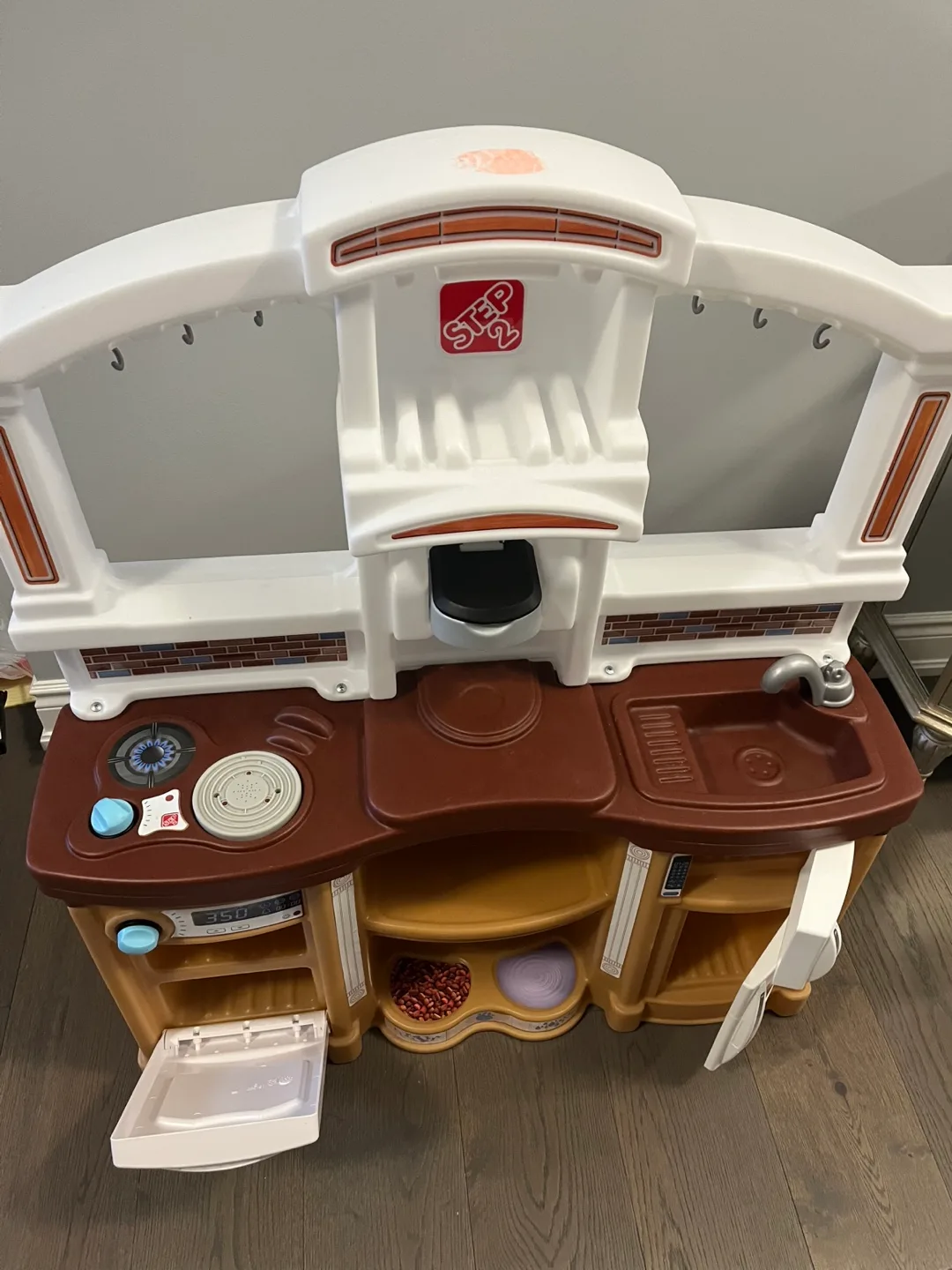 Step 2 kids play kitchen retail $289 plus tax image indicator(6)