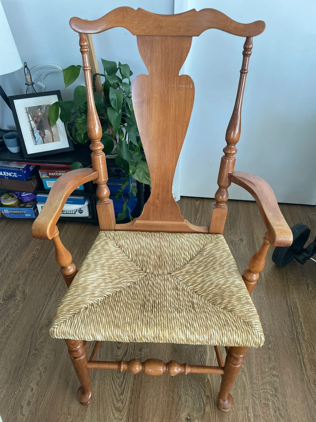 Set of 4  Wooden Dining Chairs for $50 thumbnail