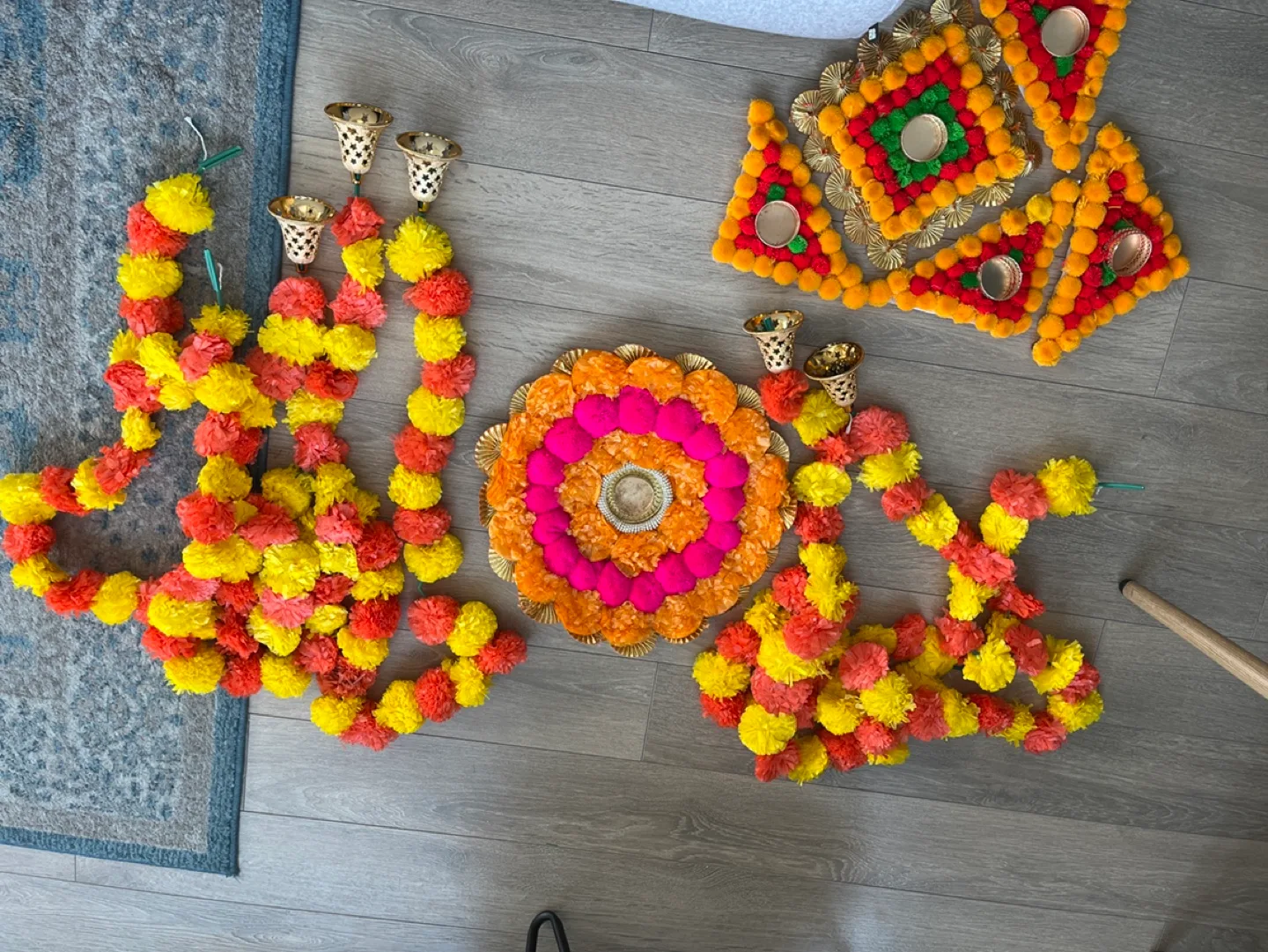 Diwali Decoration - 5 Garlands and Diya Rangoli thumbnail