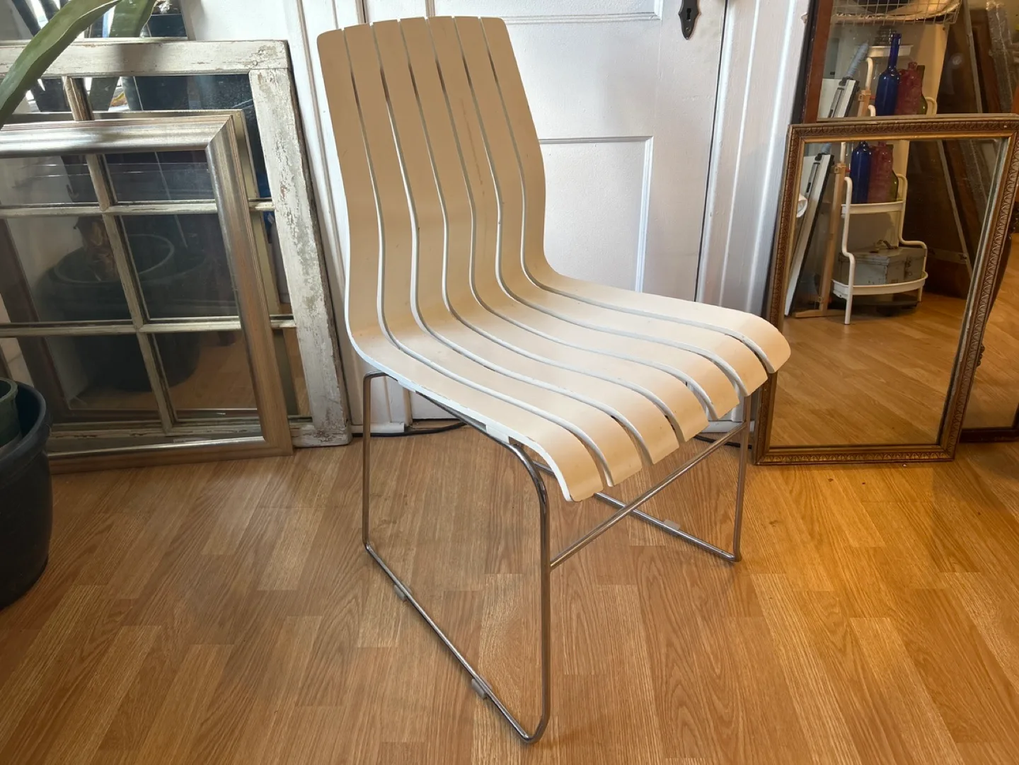 Vintage Scandia Chair - White Slatted Dining Chair image indicator(3)