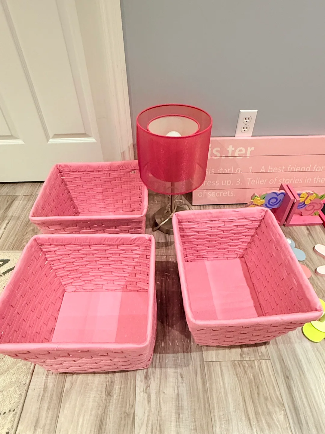 Pink Girl's Room Decor Set image indicator(2)