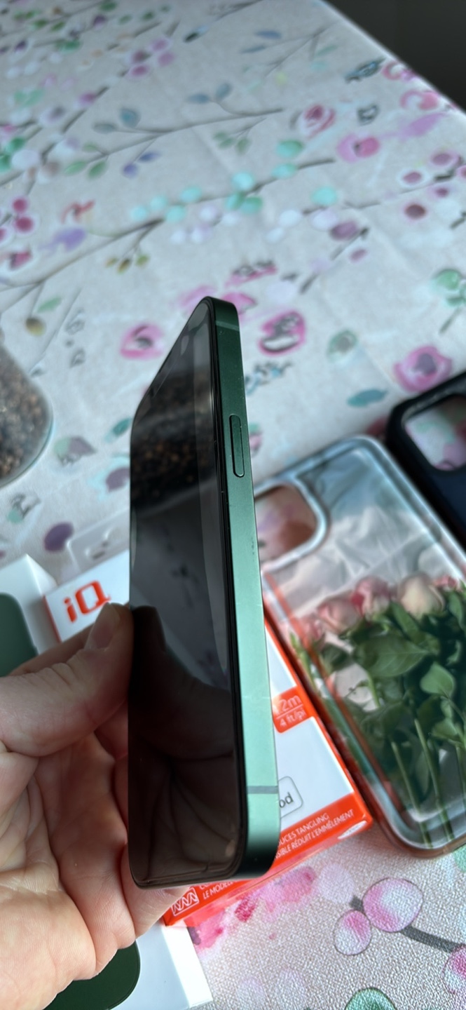 iPhone 13 128gb - Green - Unlocked - photo 2