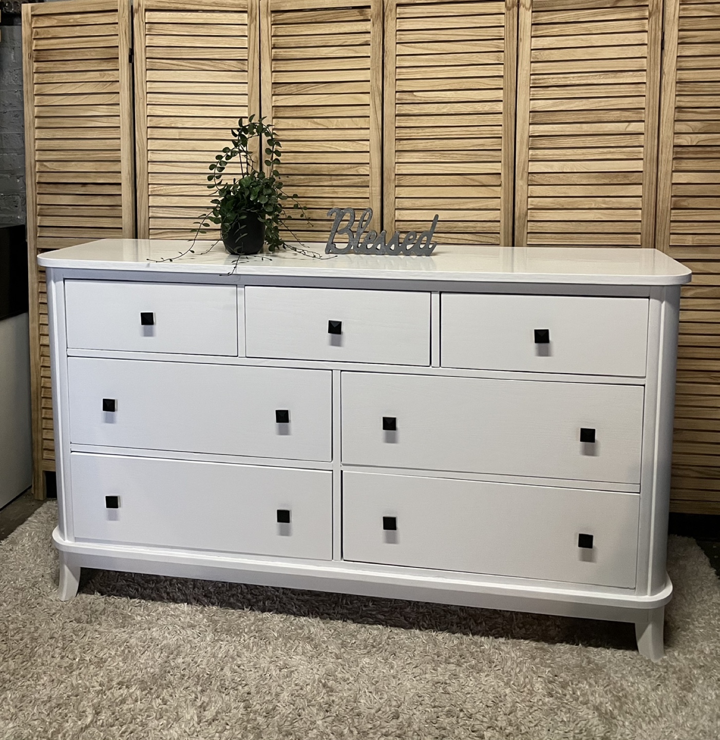 White Dresser - photo 3