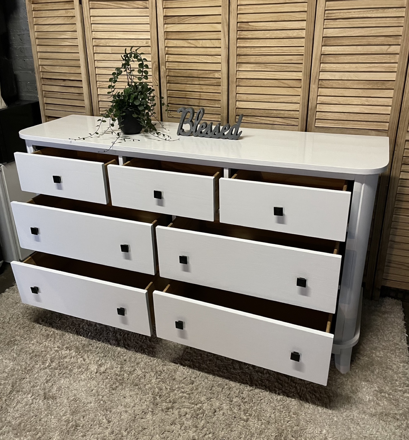 White Dresser - photo 4