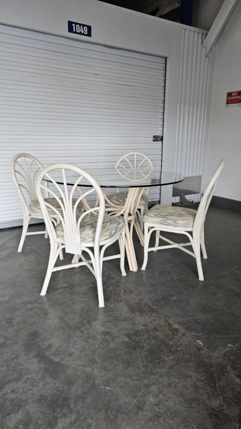 White Wicker Dining Set with Glass Top Table image indicator(3)