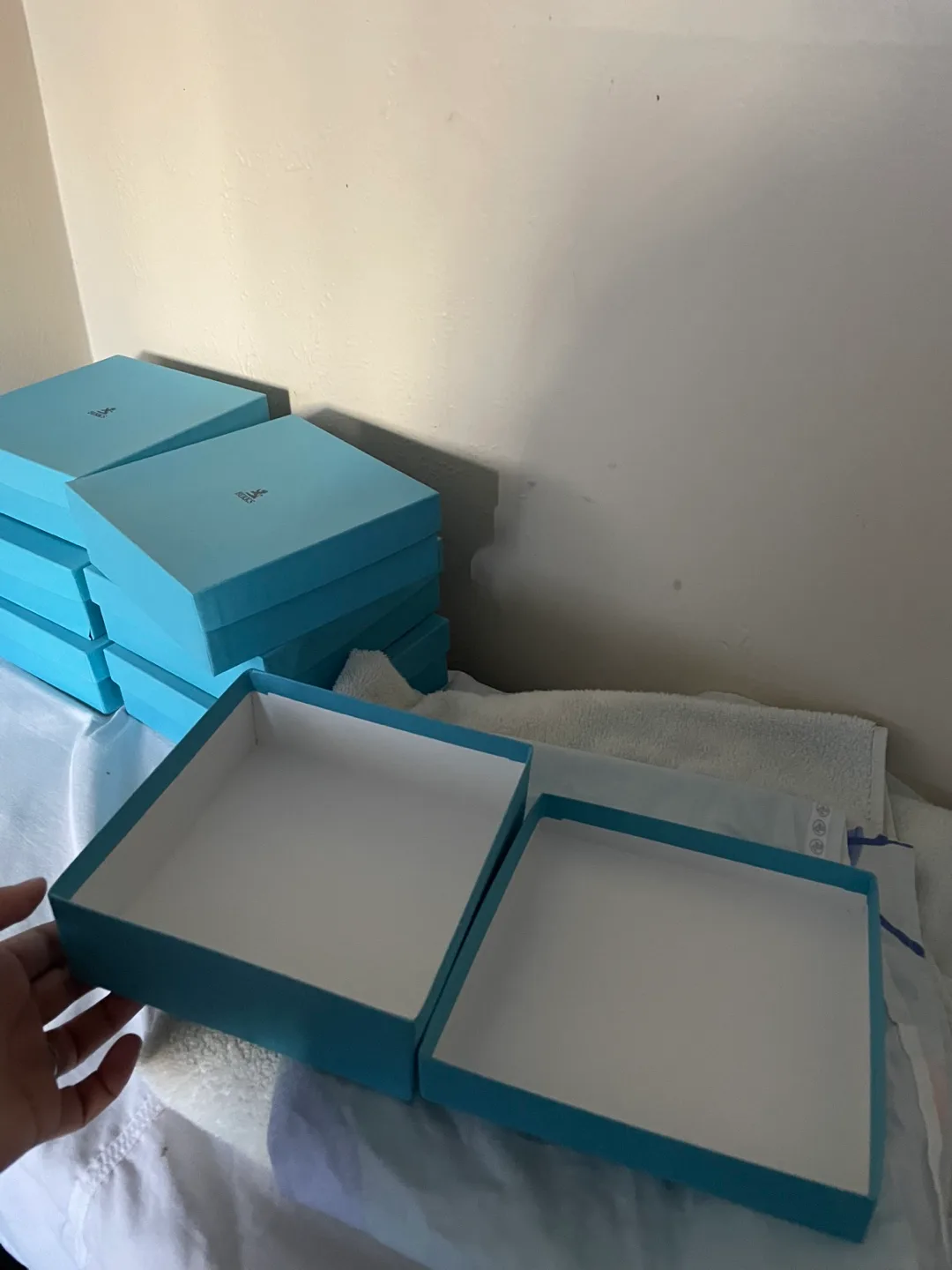 Birks Gift Boxes image indicator(3)