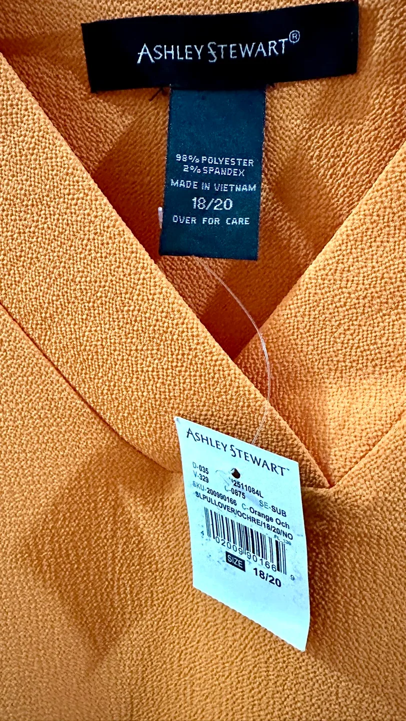 New | Ashley Stewart | $39.5 High-Low V-Neck Blouse (Sz 18/20) image indicator(4)