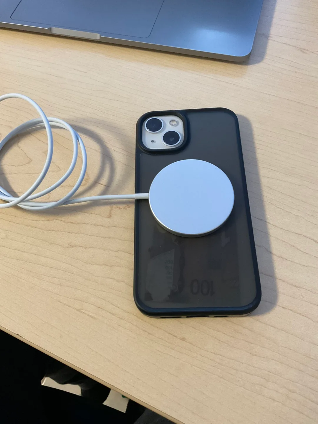 MagSafe phone charger thumbnail