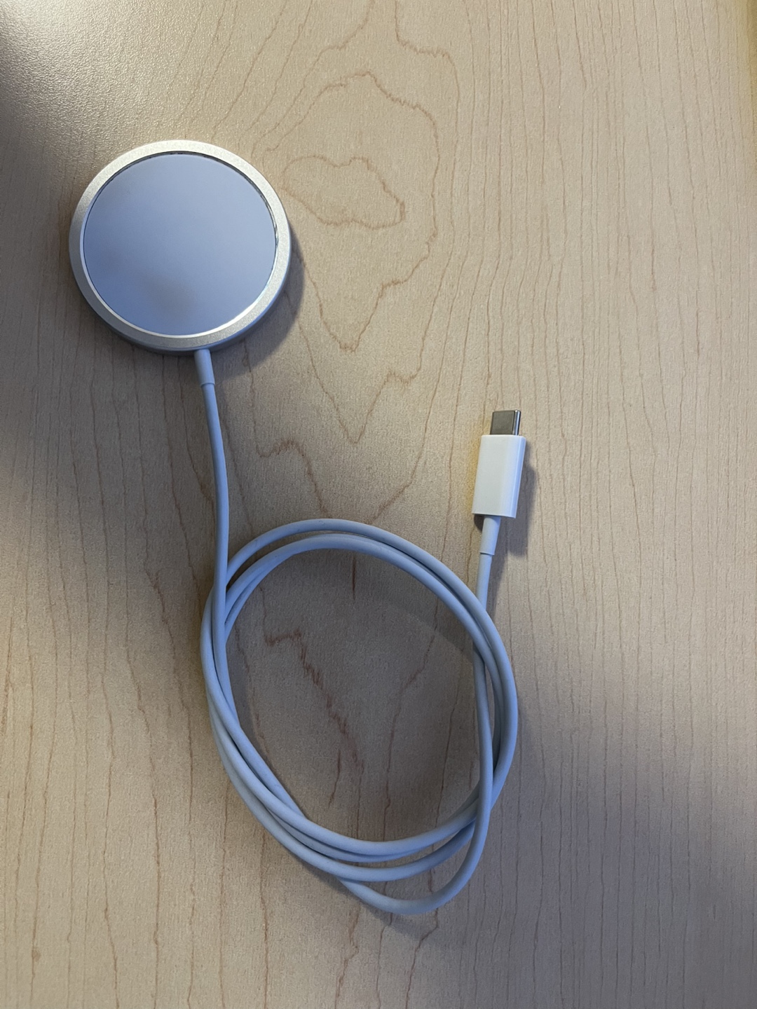MagSafe phone charger - photo 2