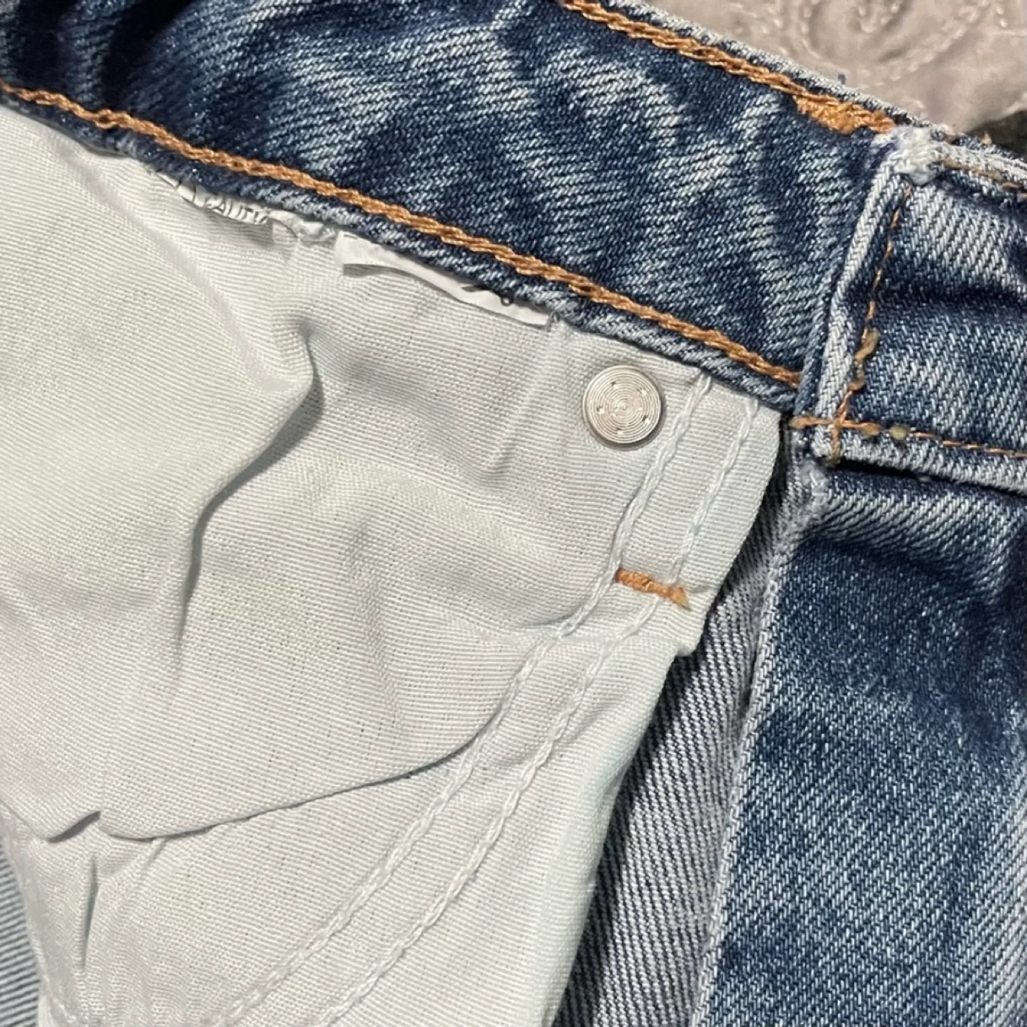 Zara Distressed Jeans. Size 2 image indicator(8)