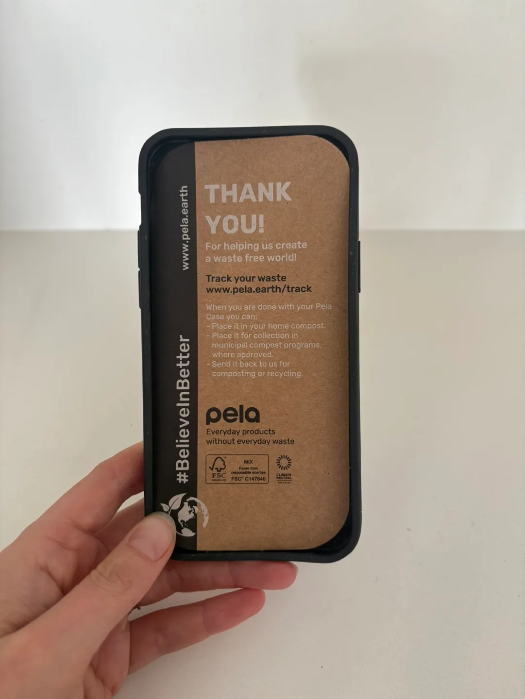 Pela Case for iPhone 12 image indicator(2)