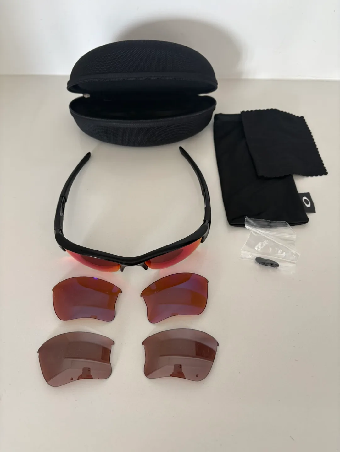 Oakley Flak Jacket Sunglasses with Extra Lenses image indicator(4)