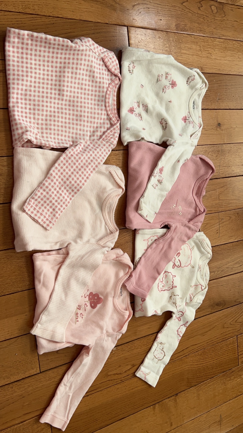 Baby Girl Long Sleeve onesies - 6Months