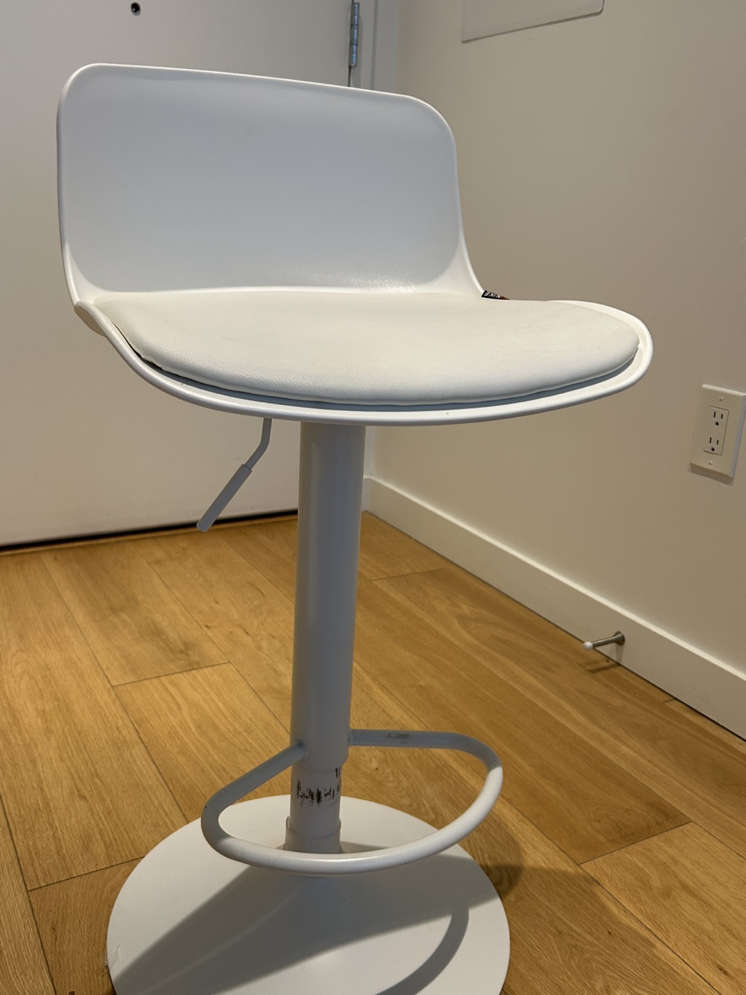 YOUNIKE White Bar Stools Set of 2