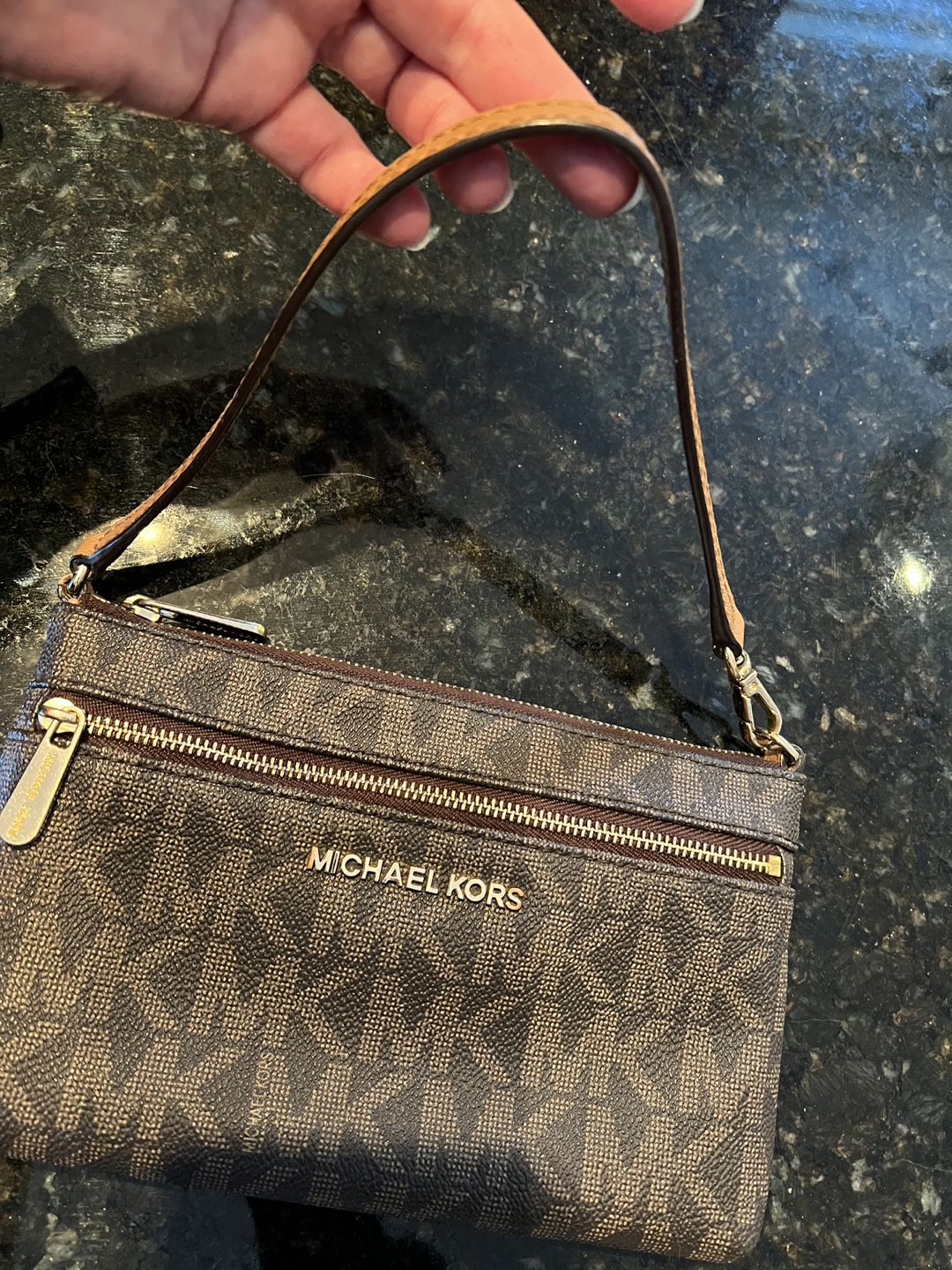 Michael Kors Brown Signature Small Wristlet - photo 2