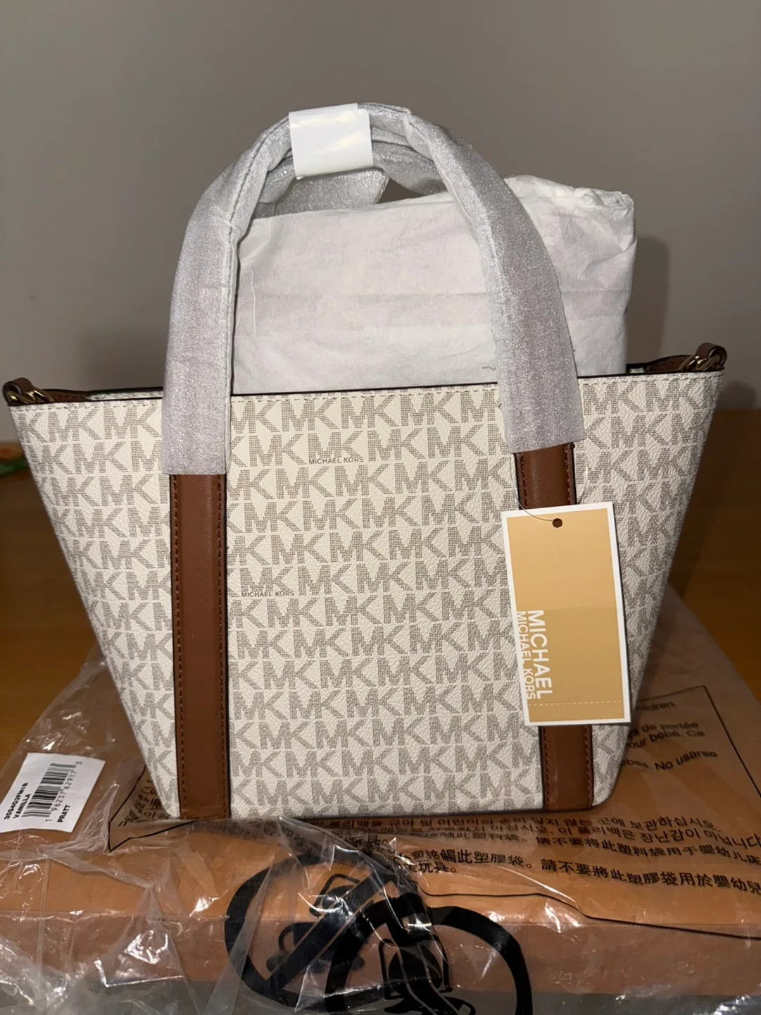 Michael Kors Handbag Pratt image indicator(2)