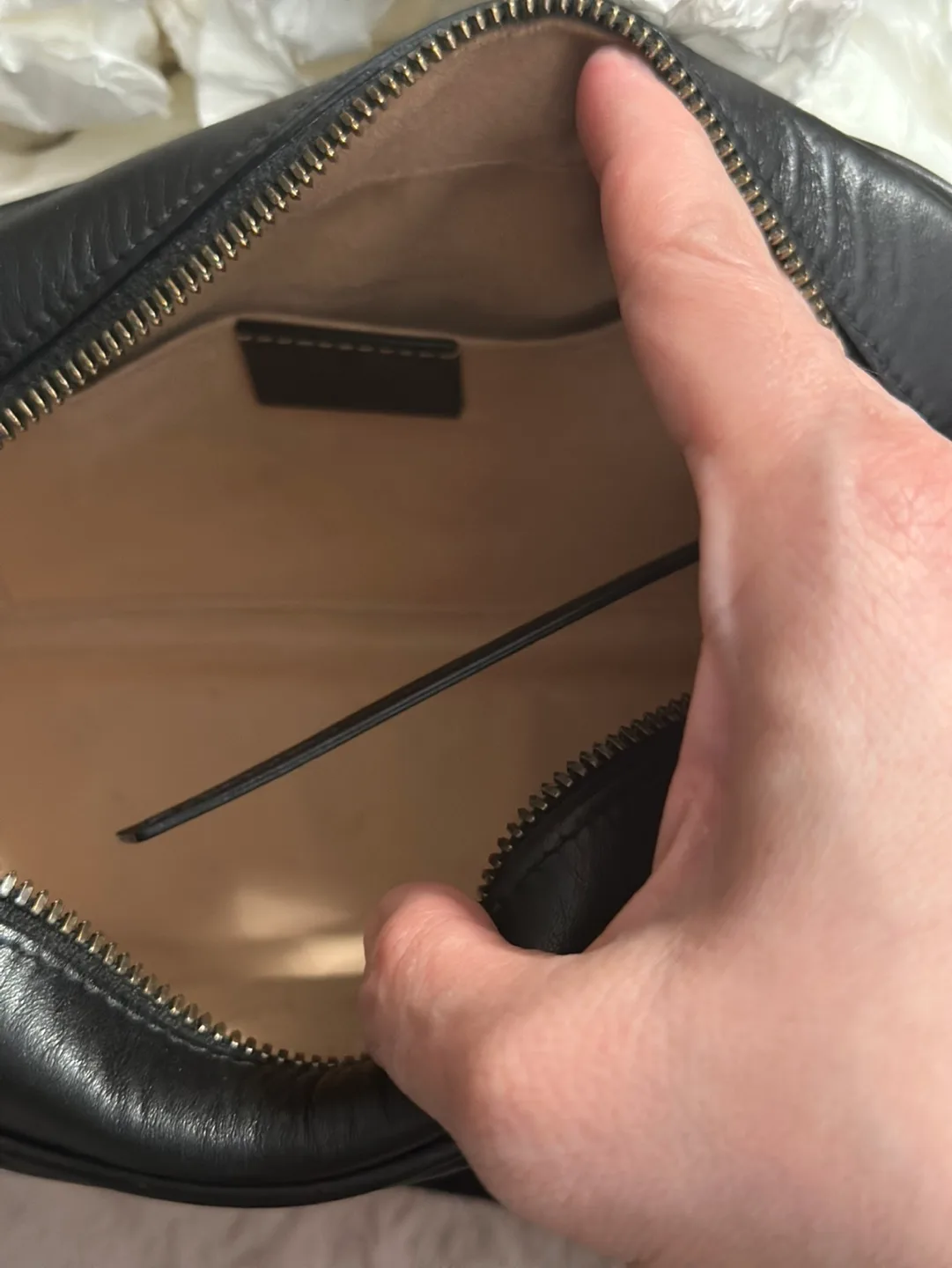 Authentic GG Small Marmont Shoulder Bag image indicator(8)