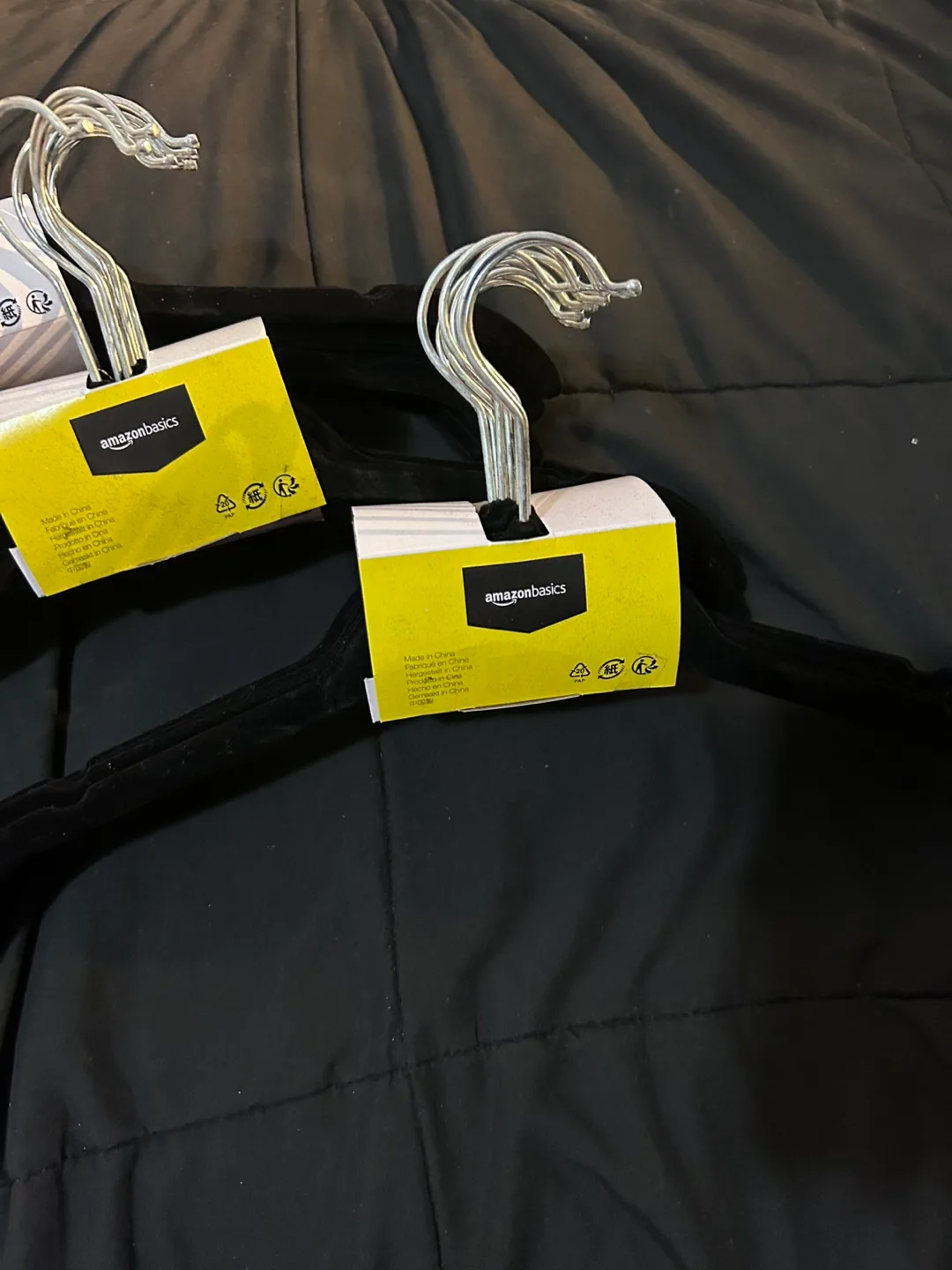 Amazon Basics Black Velvet Hangers! ( MANY AVAILABLE ) image indicator(4)