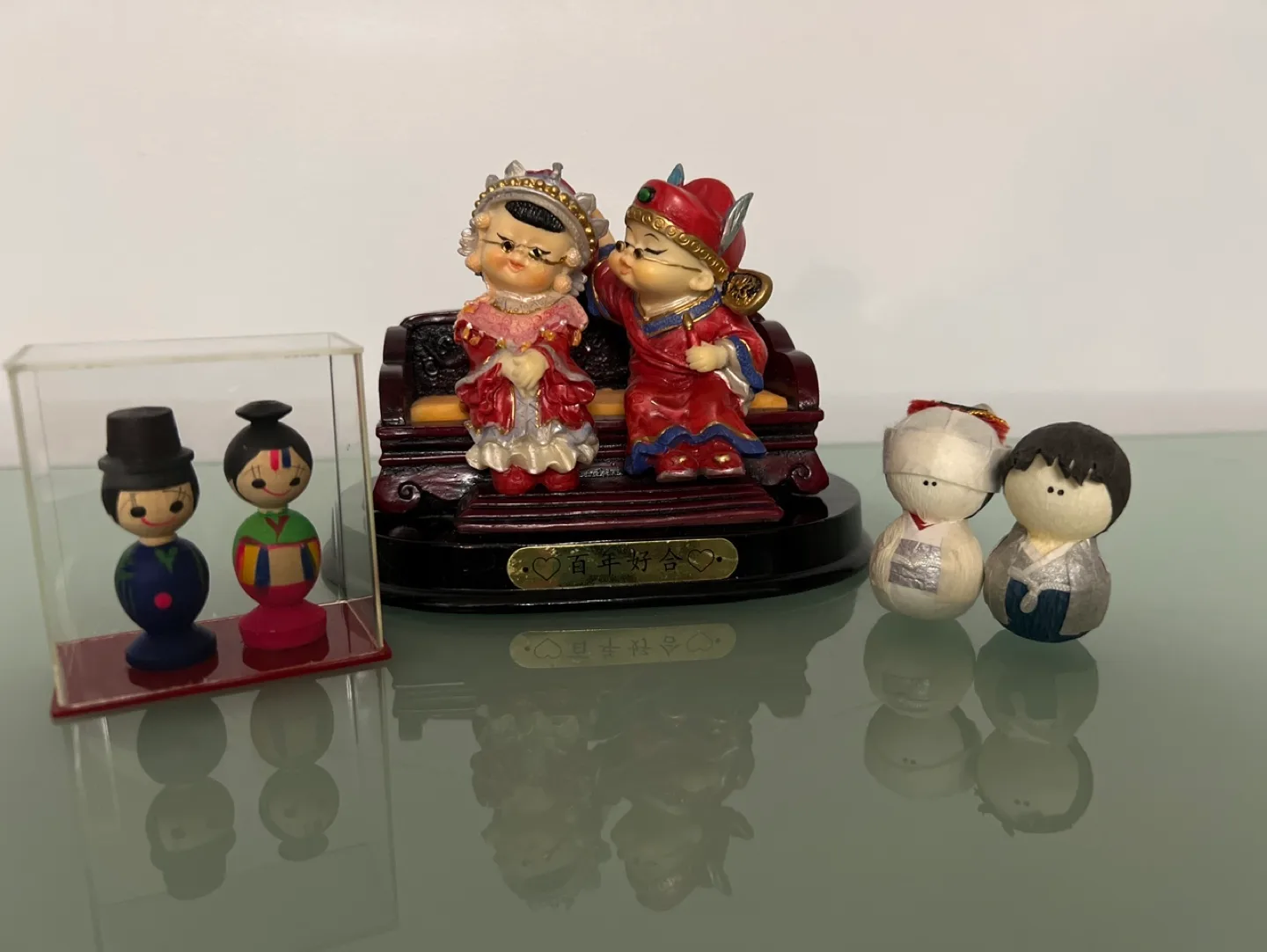 4 Sets of Asian Figurines - Couples thumbnail