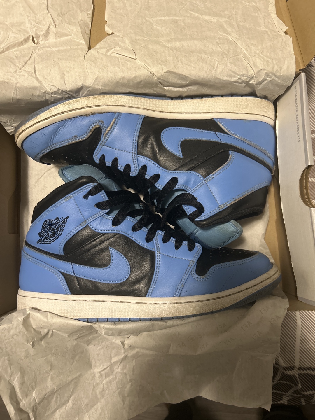 Air Jordan 1 Retro High OG 'UNC' Size 10