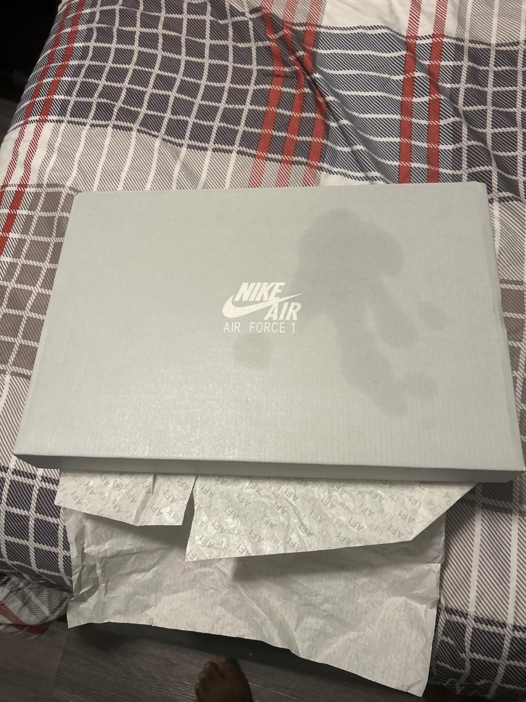 Air Jordan 1 Retro High OG 'UNC' Size 10 - photo 3