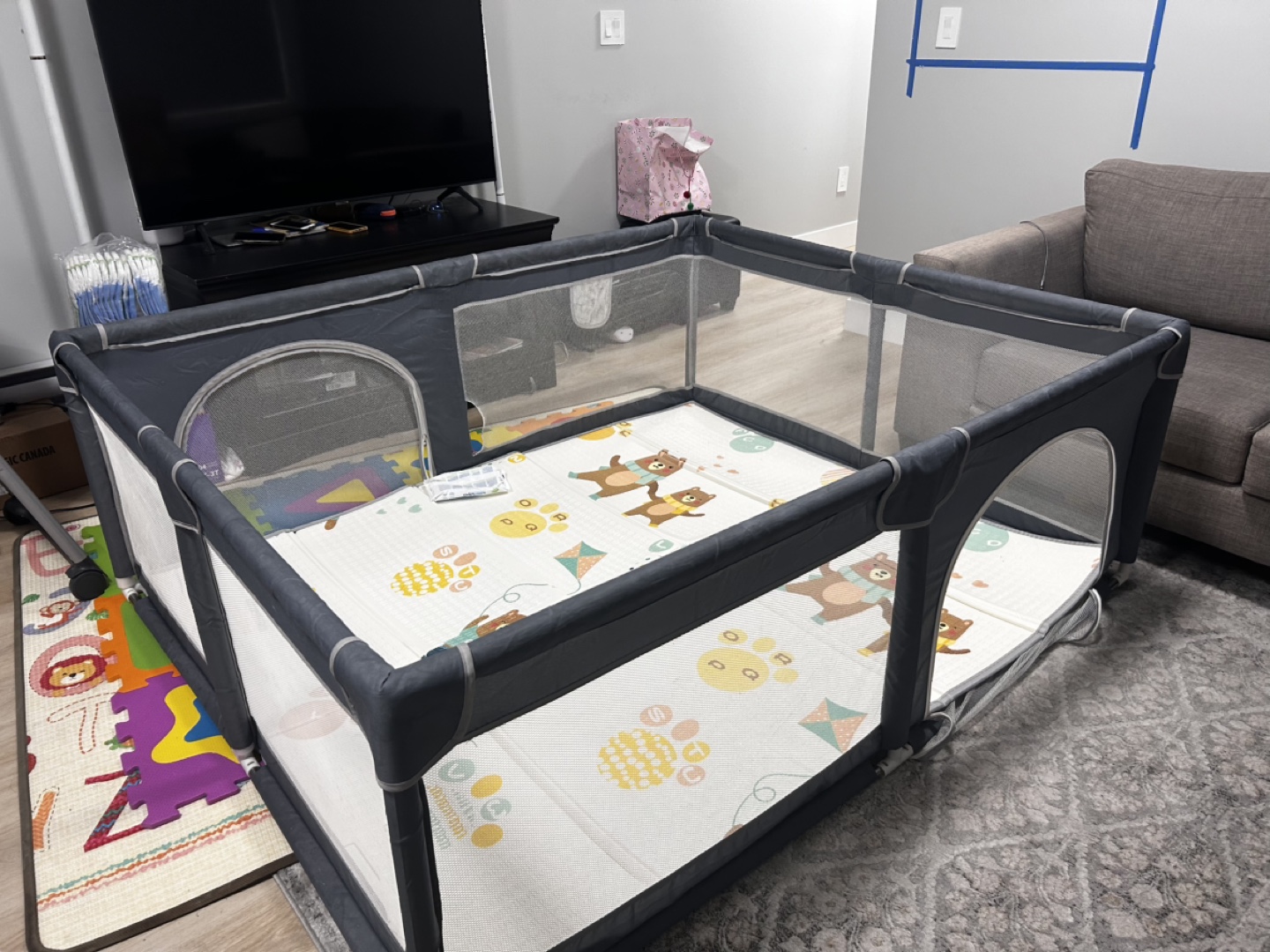 Playpen with Playmat - photo 2
