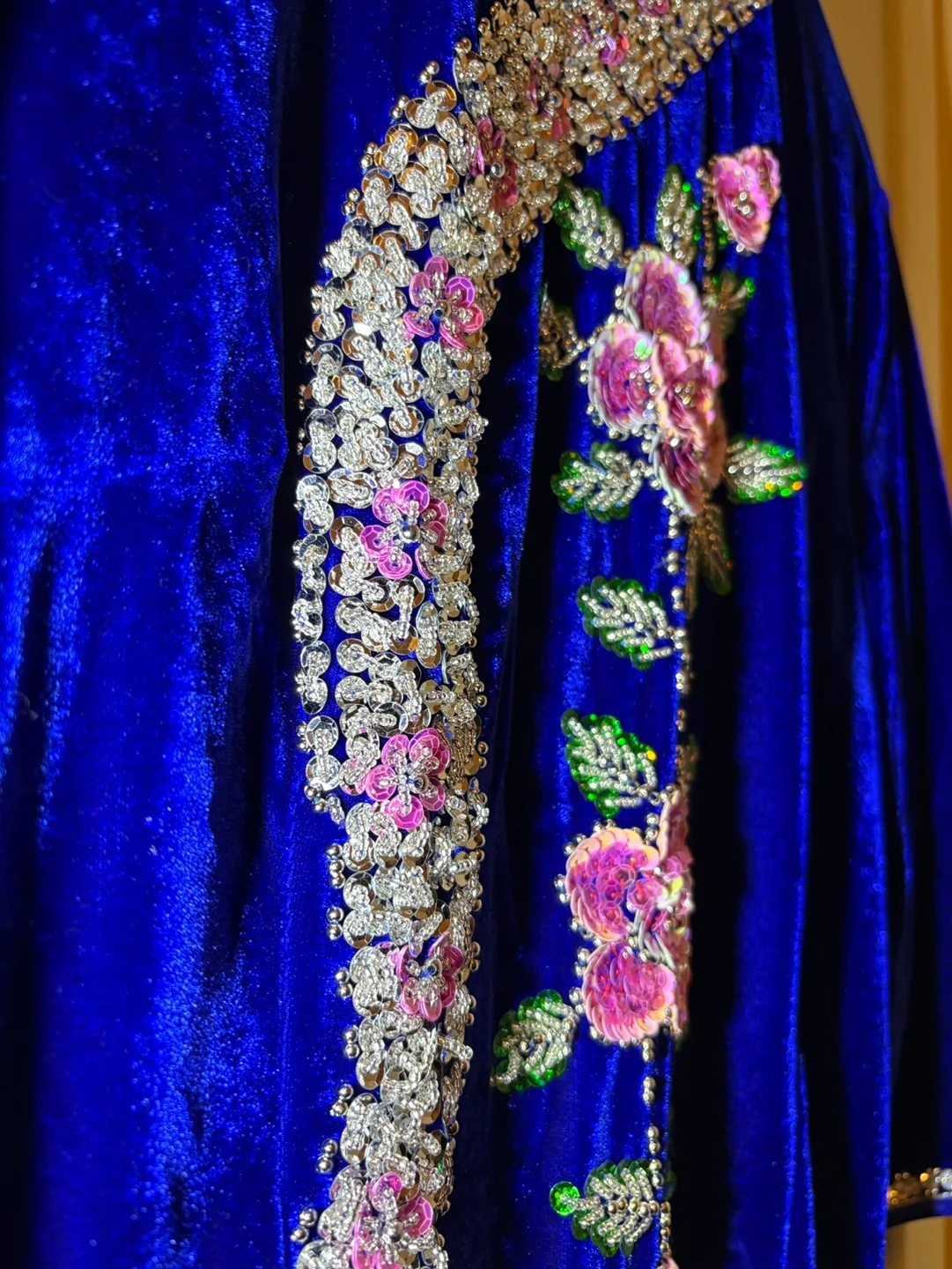 *New* Flower Chinese Blue Velvet cheongsam qipao hand sewn beads image indicator(3)