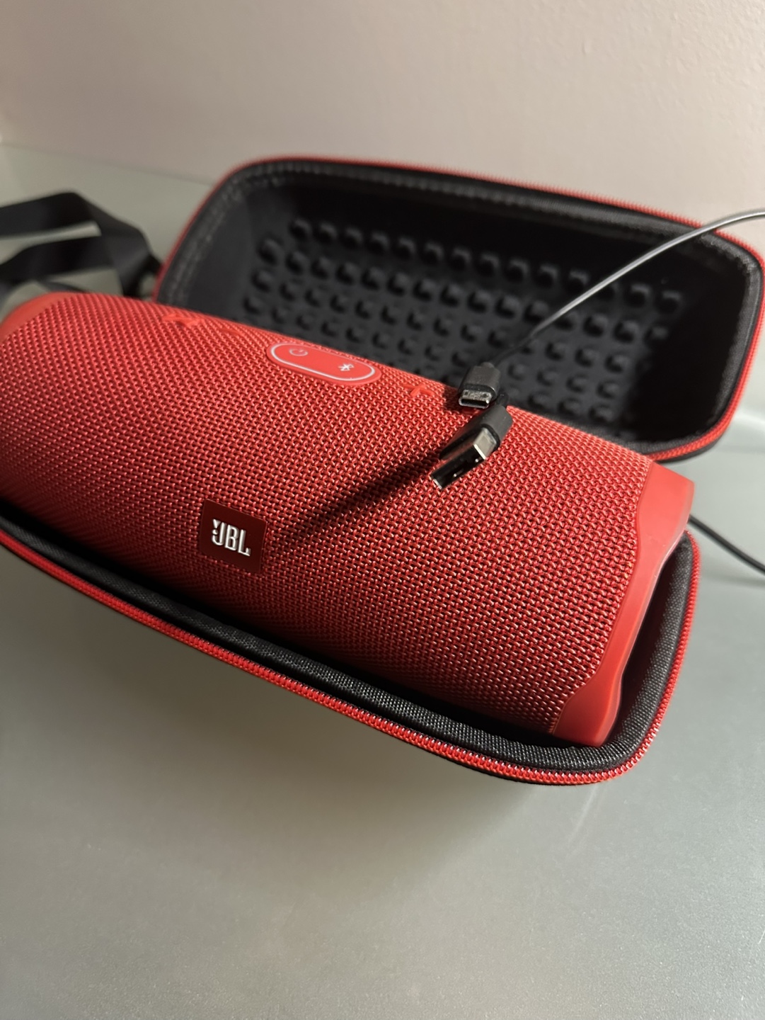 JBL Charge 4 Red Portable Bluetooth Speaker with Charger+Case