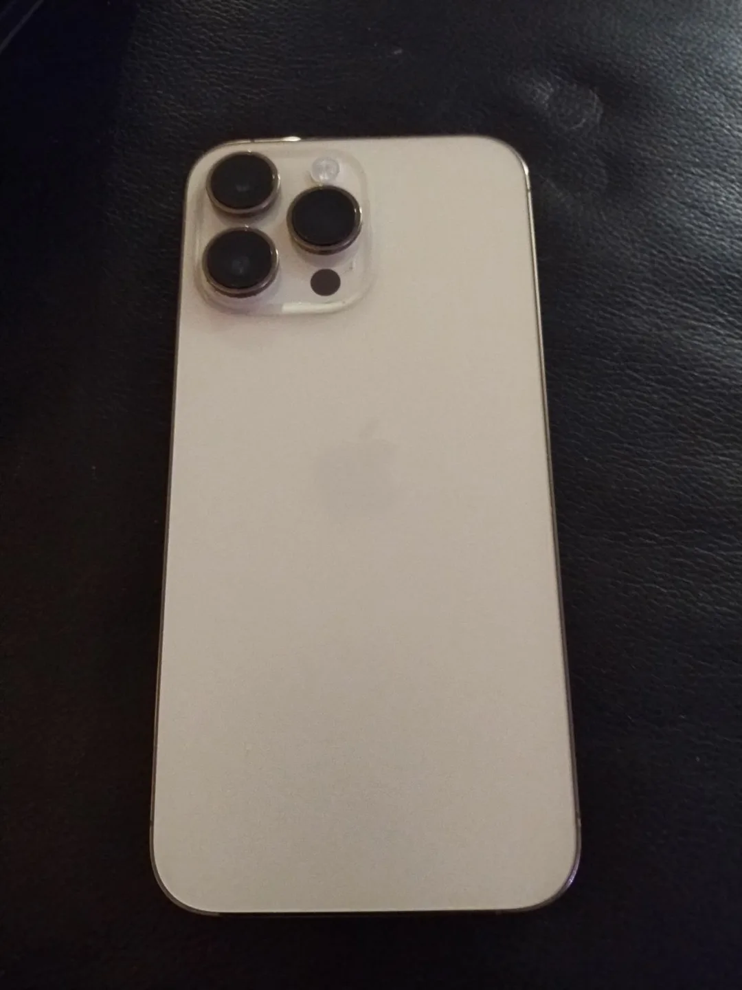 iPhone 14 Pro Max Gold 256 GB image indicator(2)