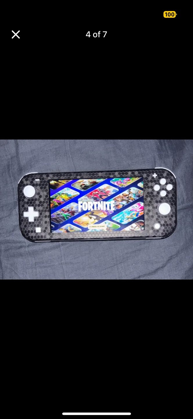 Nintendo Switch Lite - photo 5