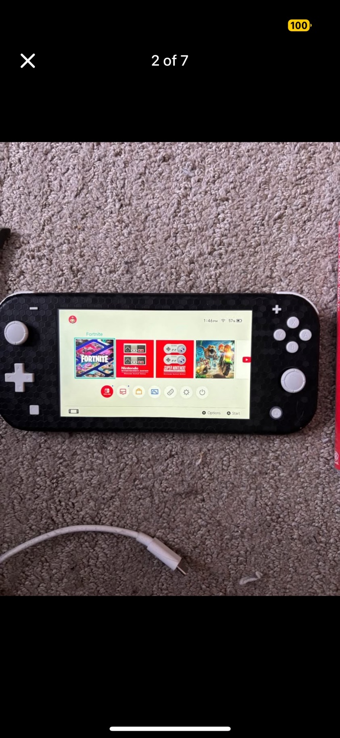 Nintendo Switch Lite - photo 2