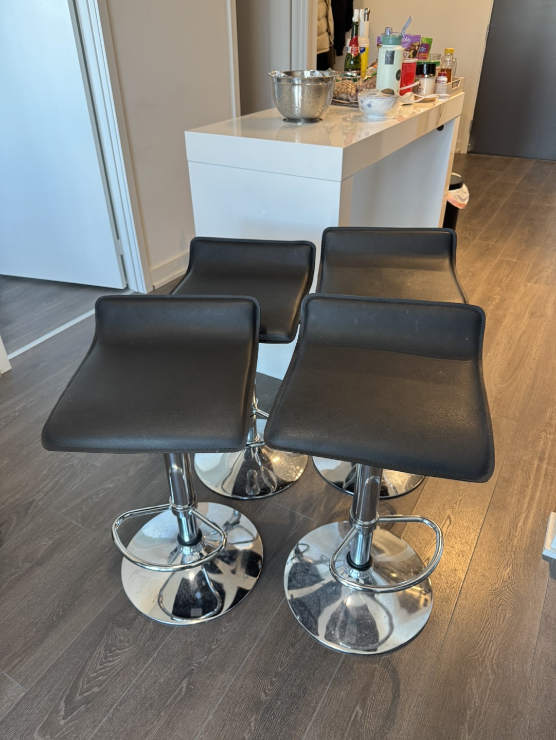 Set of 4 Bar Stools