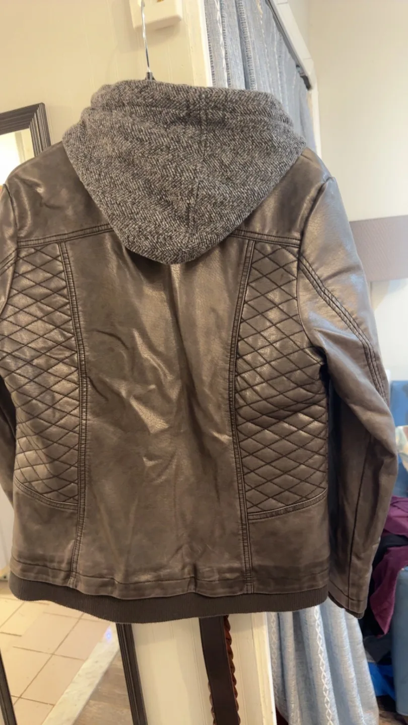 🧡Mo-Ka Faux Leather Jacket with Hoodie image indicator(2)