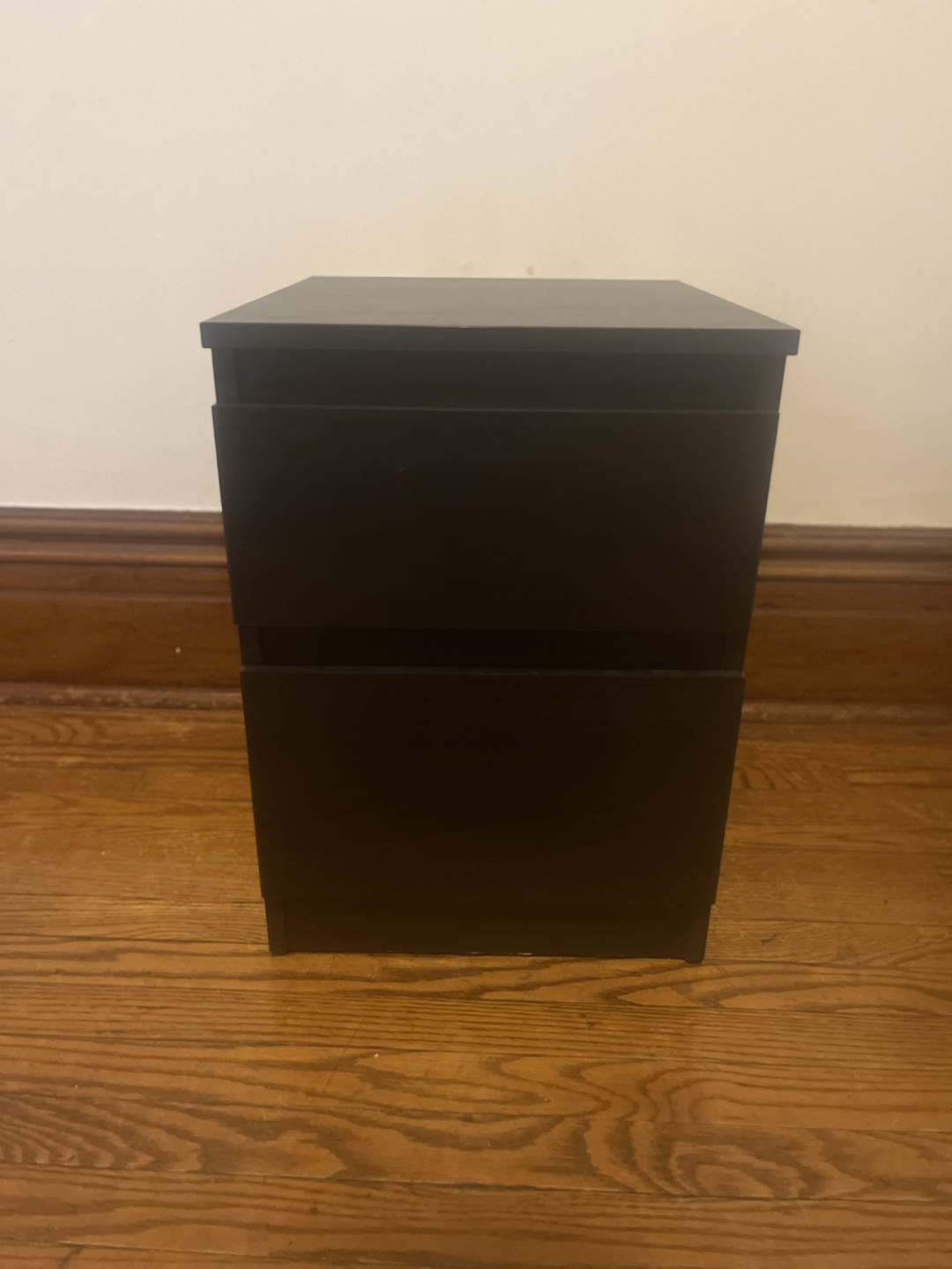 Night stand