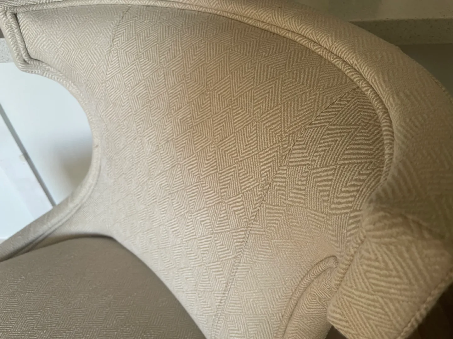 Set of 3 Bar Stools image indicator(3)