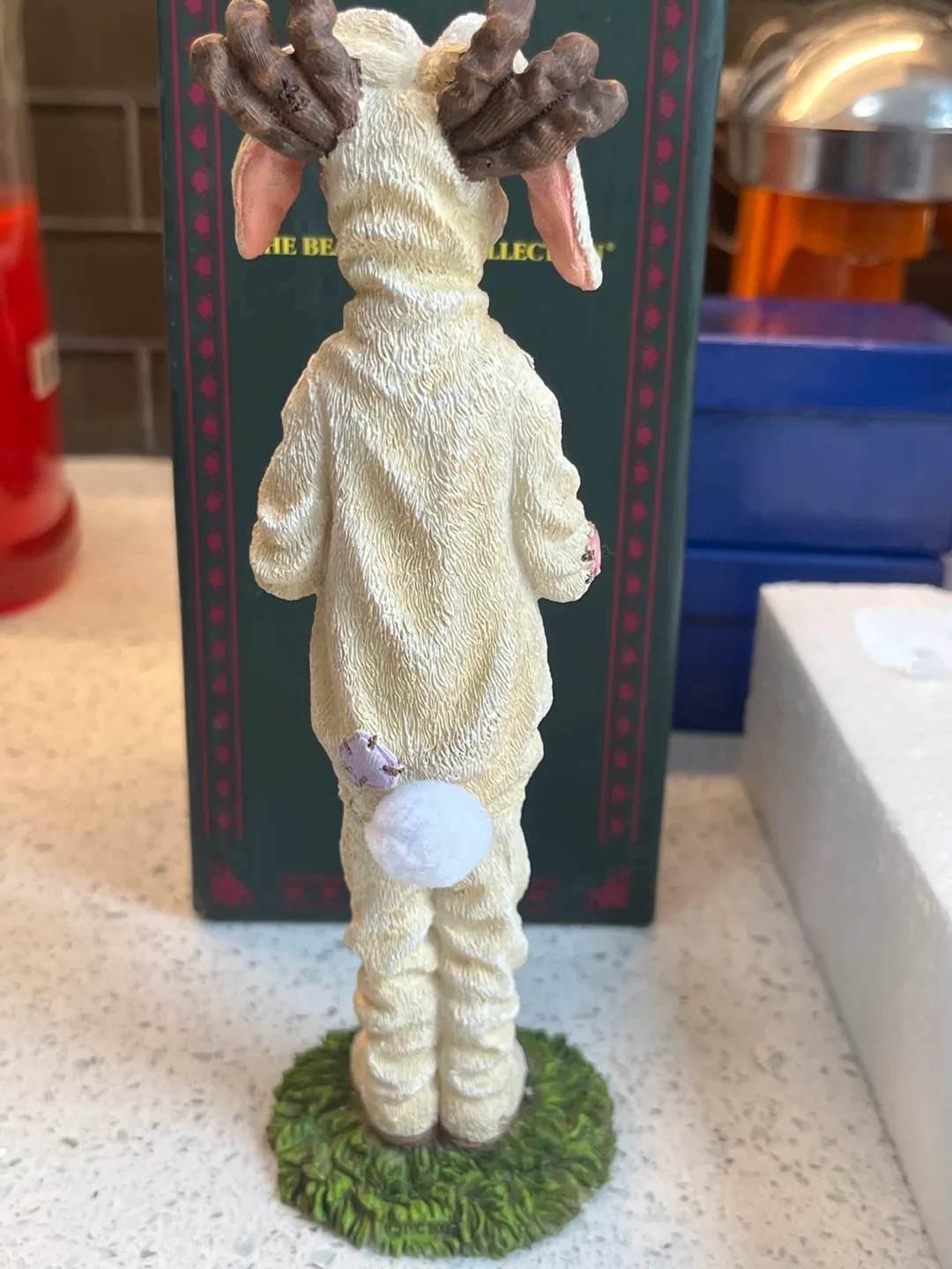 Boyd's Bearstone Collection Easter Moose Figurine image indicator(4)