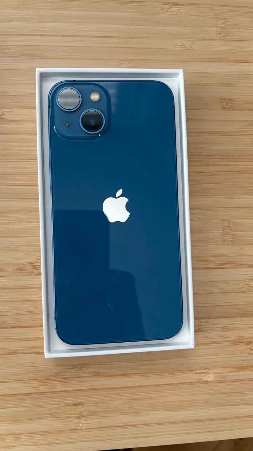 iPhone 13  Blue 128GB image indicator(3)