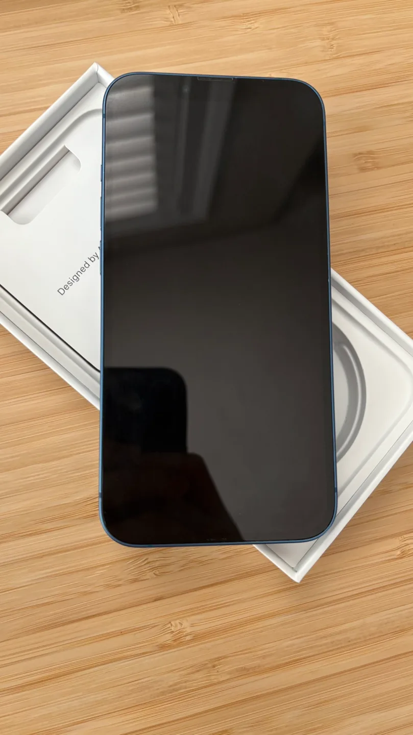 iPhone 13  Blue 128GB image indicator(4)