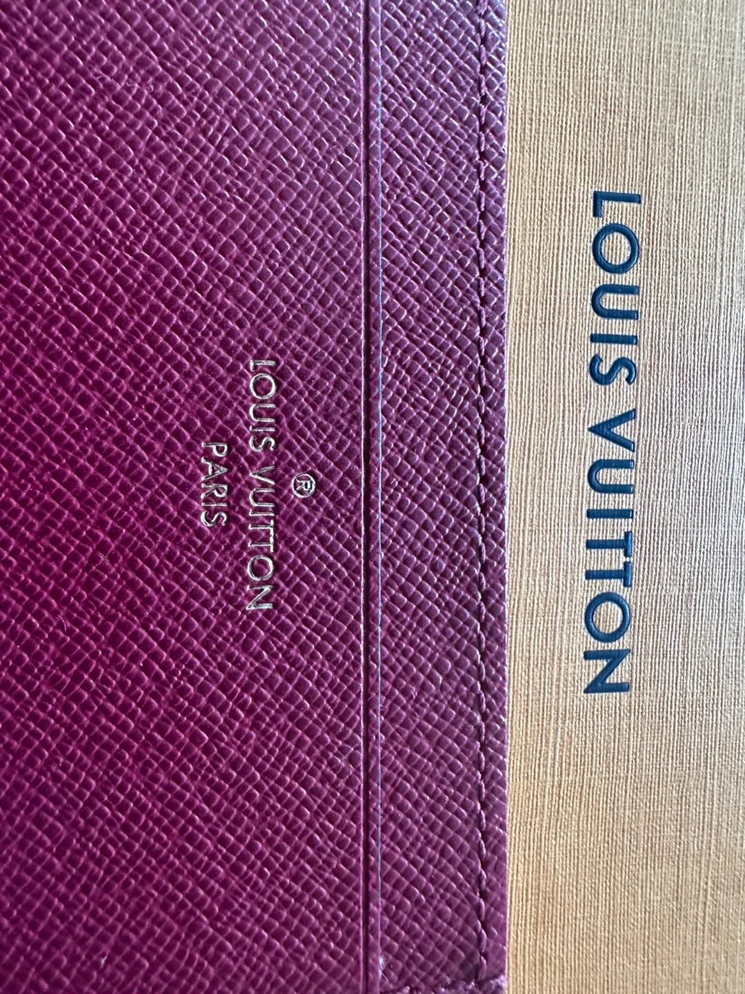 Authentic Louis Vuitton Card Holder image indicator(3)