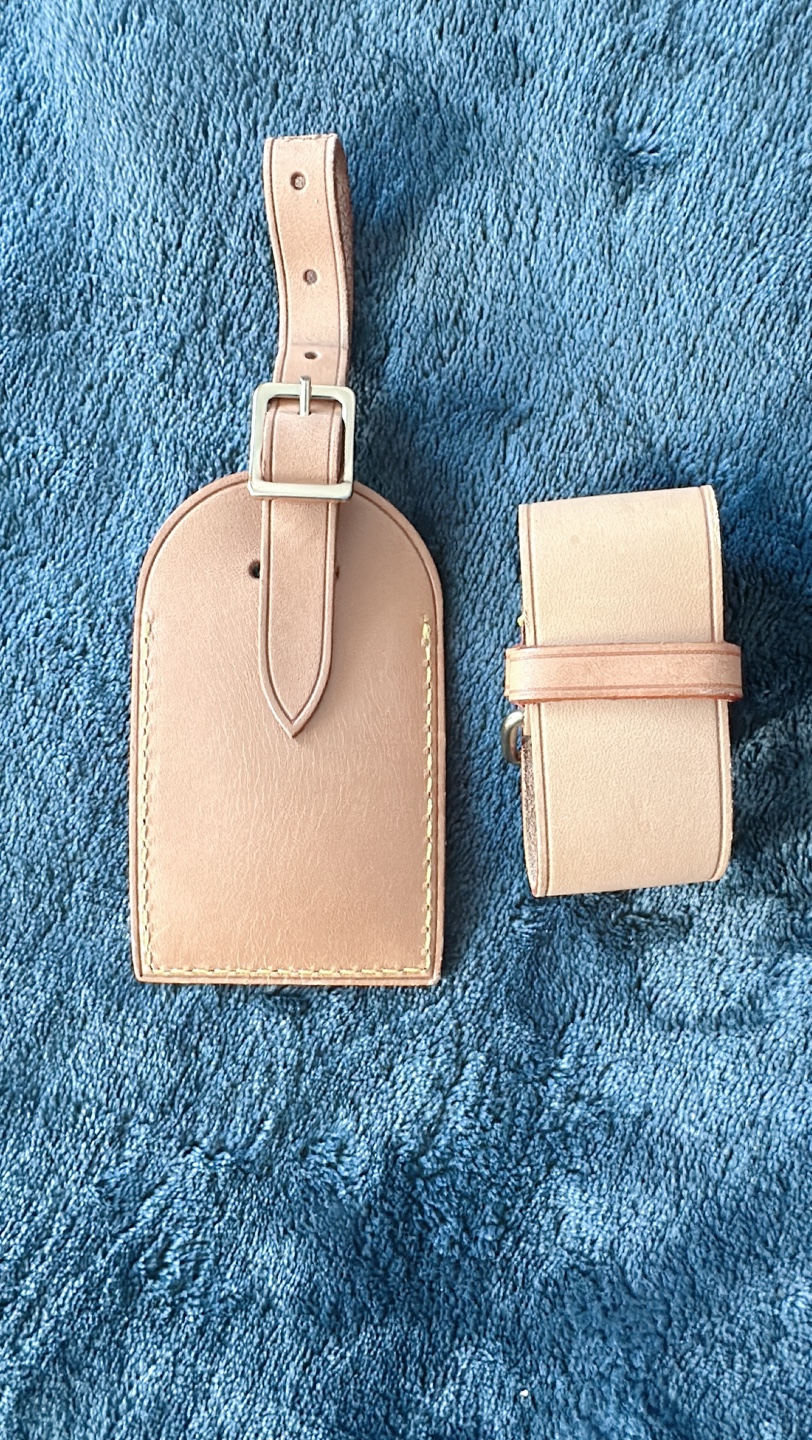 Louis Vuitton Luggage Tag & Poignet set - photo 2