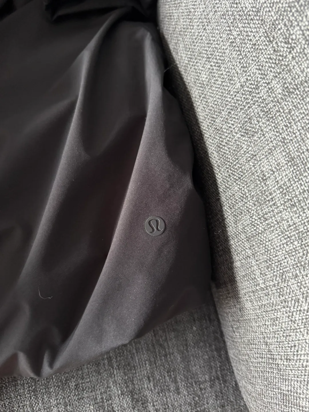Lululemon Down Coat image indicator(2)