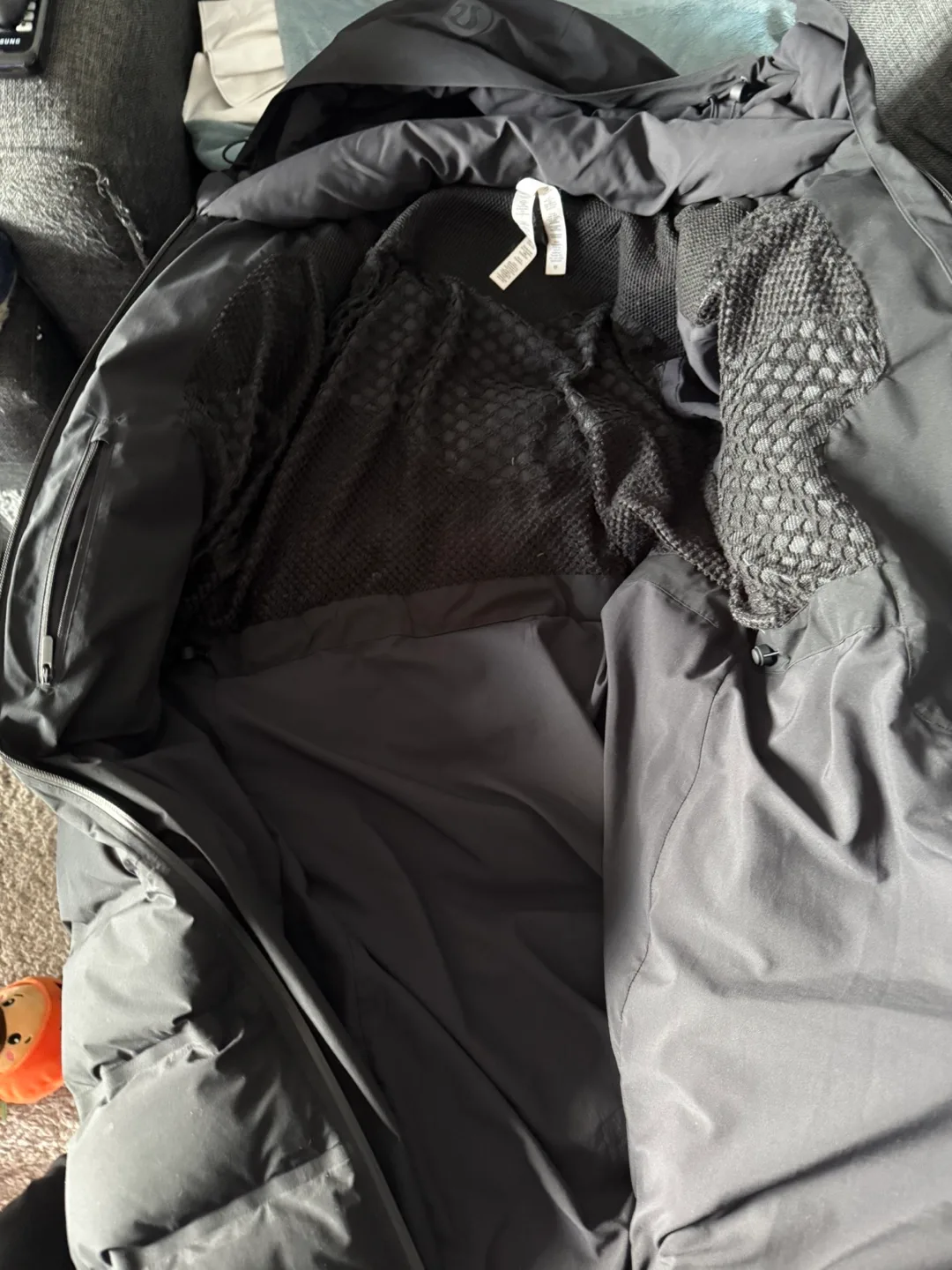 Lululemon Down Coat image indicator(4)