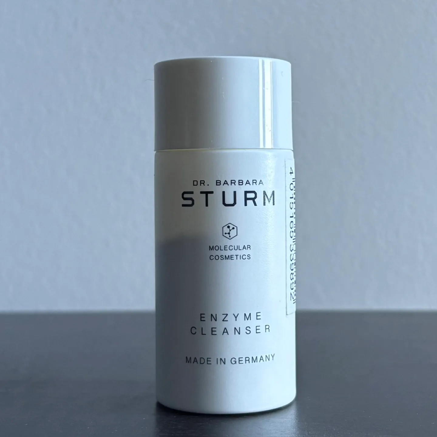 Dr. Barbara Sturm Enzyme Cleanser image indicator(2)