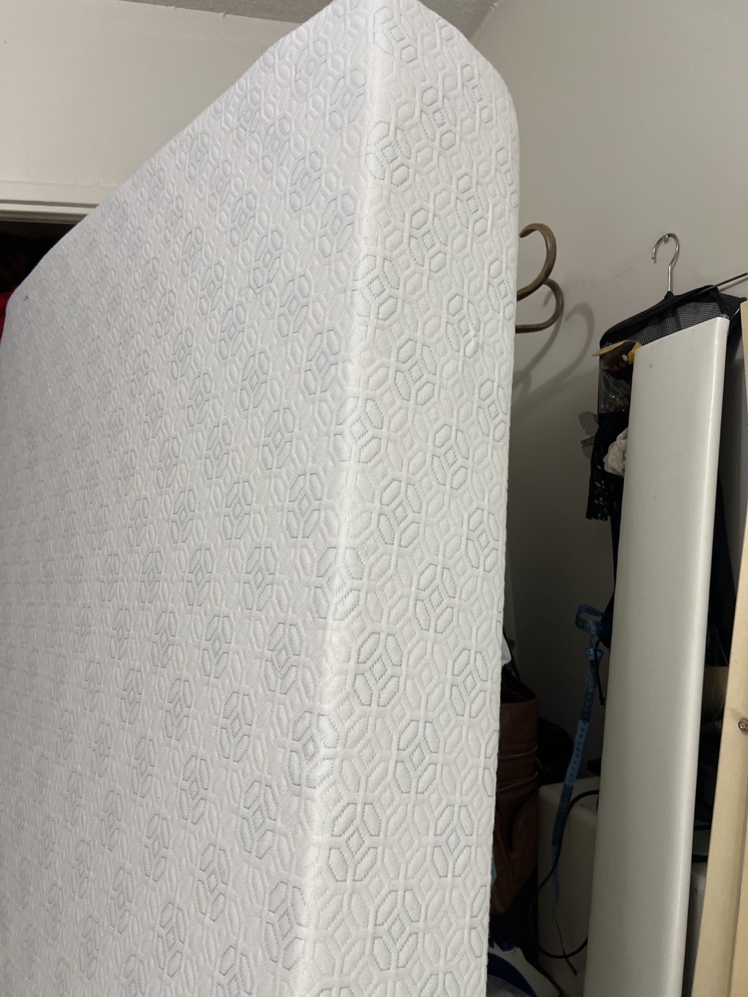 Single bed frame with foam mattress - photo 4
