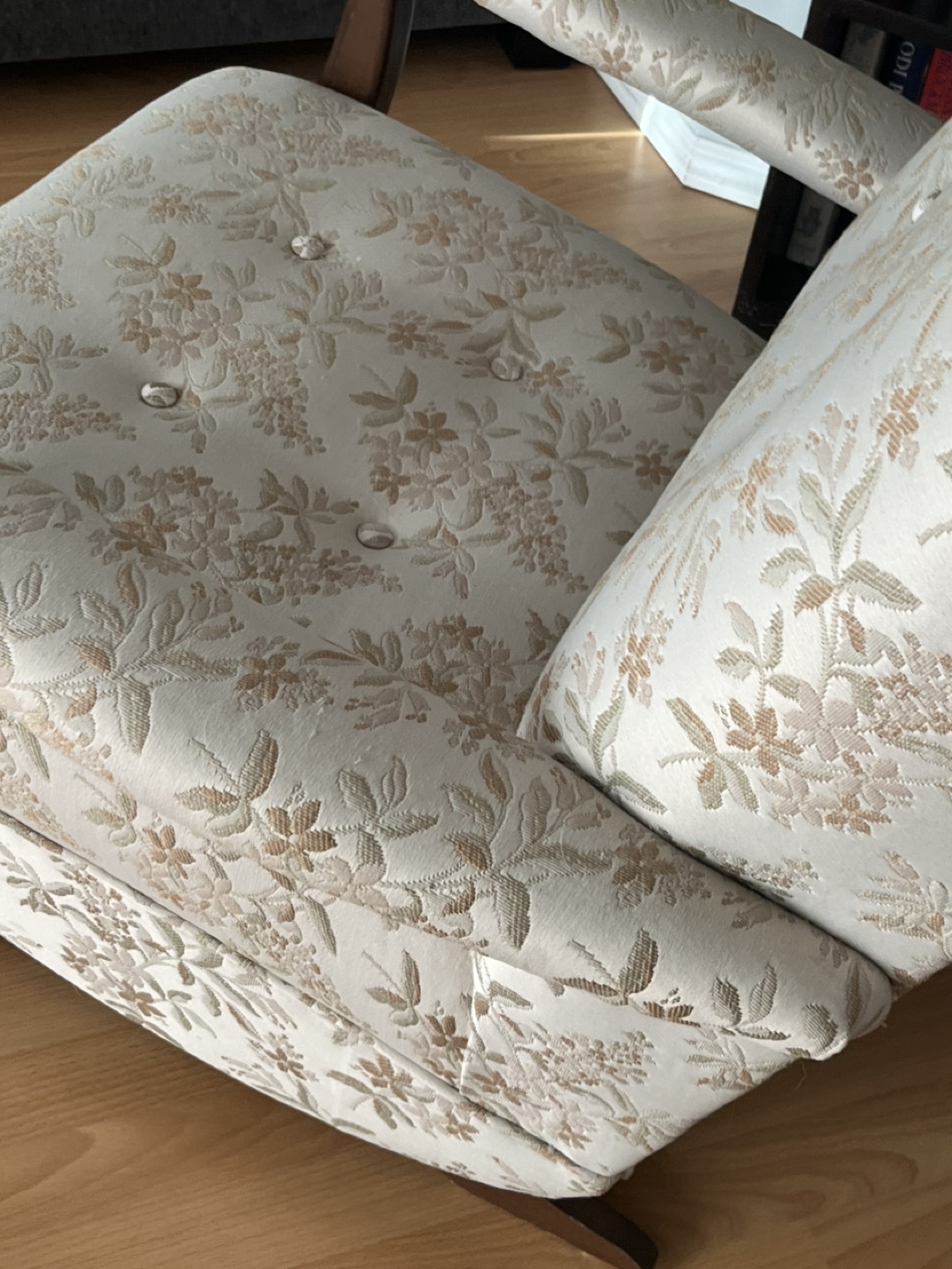 Vintage Rocking Chair - photo 4