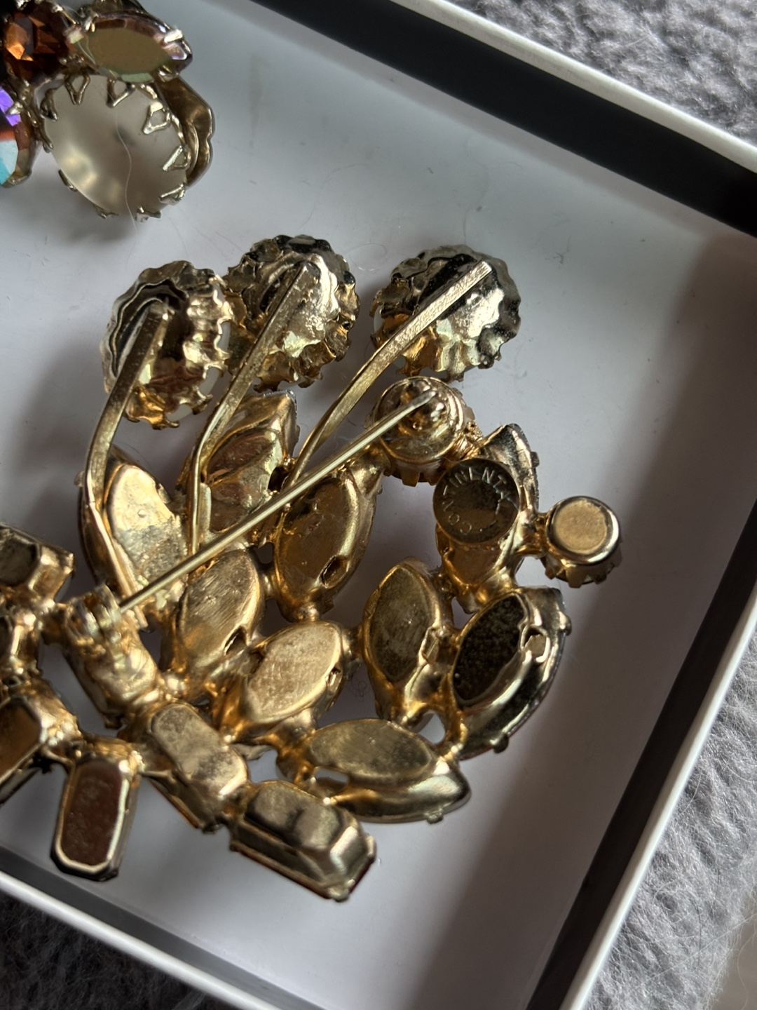 Vintage Signed Continental Brooch and Earring Set - photo 3