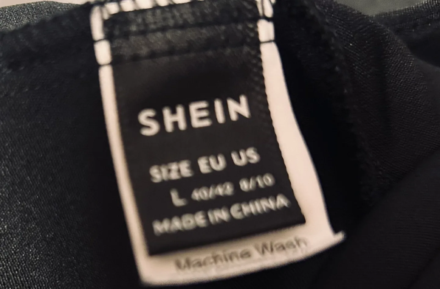 Black Blazer Size L image indicator(2)